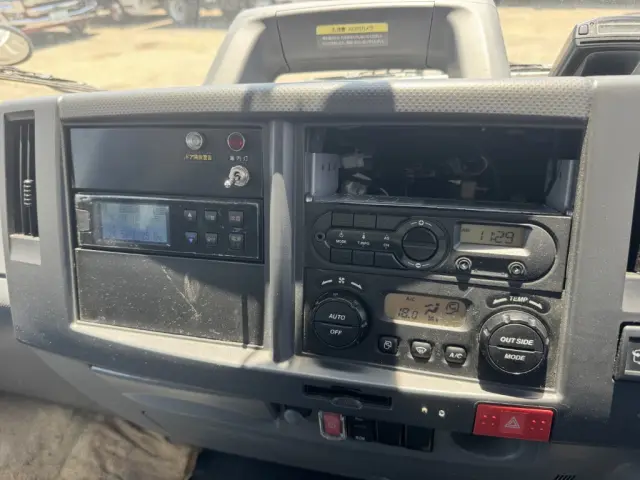 いすゞ エルフ 2SG-NPR88AN(2WD)の写真31
