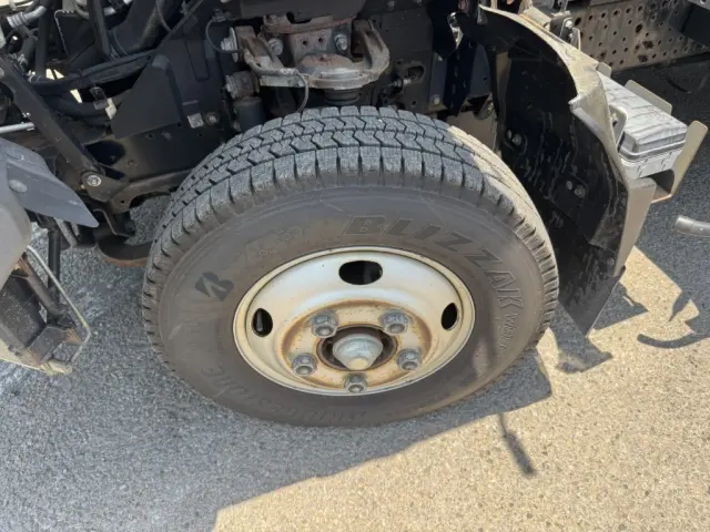いすゞ エルフ 2SG-NPR88AN(2WD)の写真39