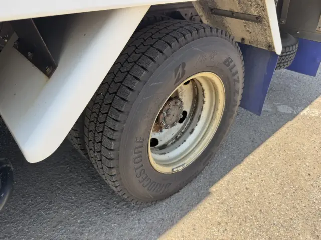 いすゞ エルフ 2SG-NPR88AN(2WD)の写真42