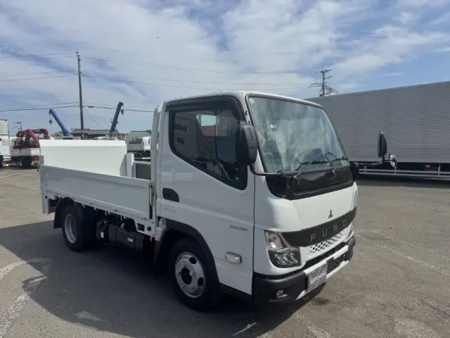 三菱 キャンター 2RG-FBA20(2WD)の写真3