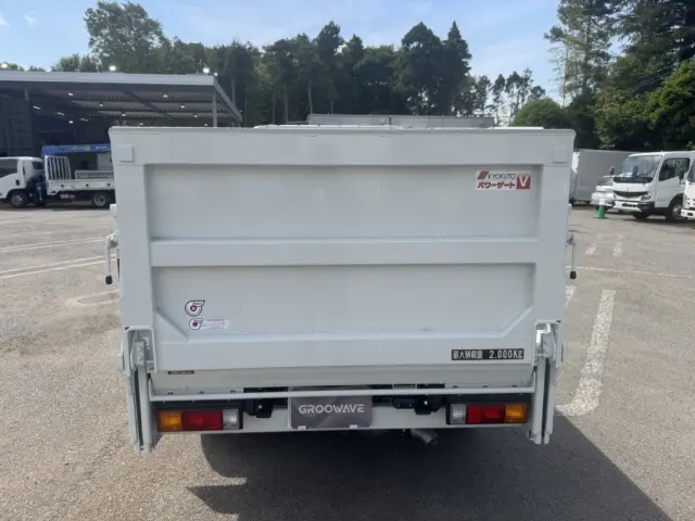 三菱 キャンター 2RG-FBA20(2WD)の写真9