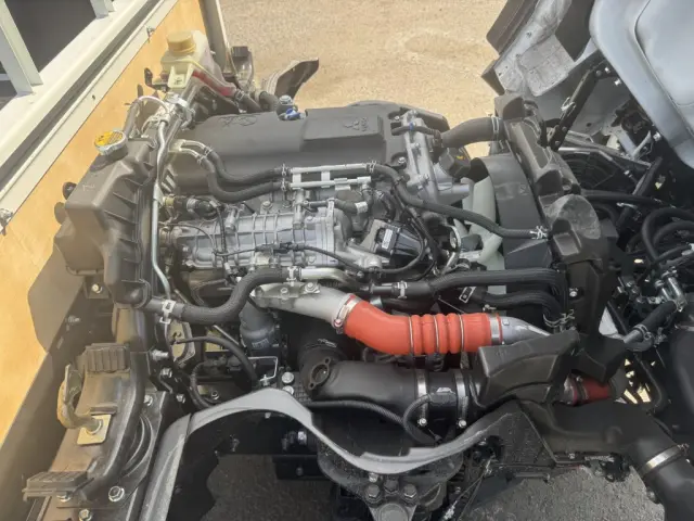 三菱 キャンター 2RG-FBA20(2WD)の写真37
