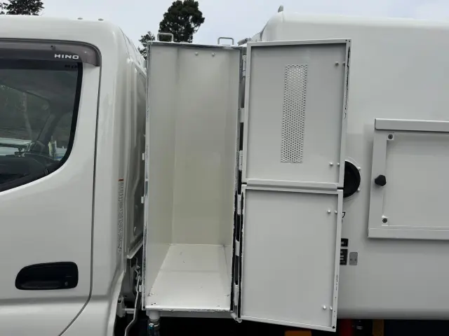 日野 デュトロ TPG-XZU600X(2WD)の写真9