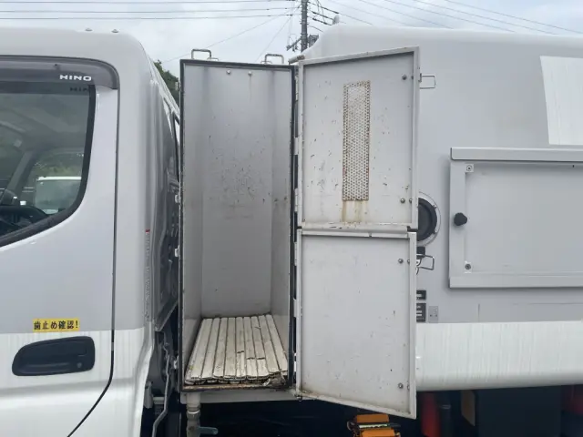 日野 デュトロ TPG-XZU600X(2WD)の写真10