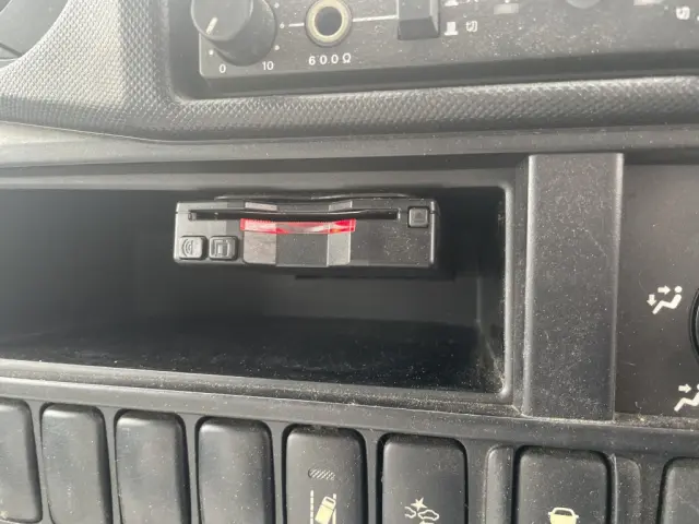 日野 デュトロ TPG-XZU600X(2WD)の写真39