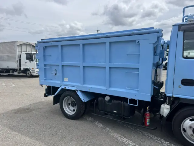 いすゞ エルフ TPG-NKR85AN(2WD)の写真6