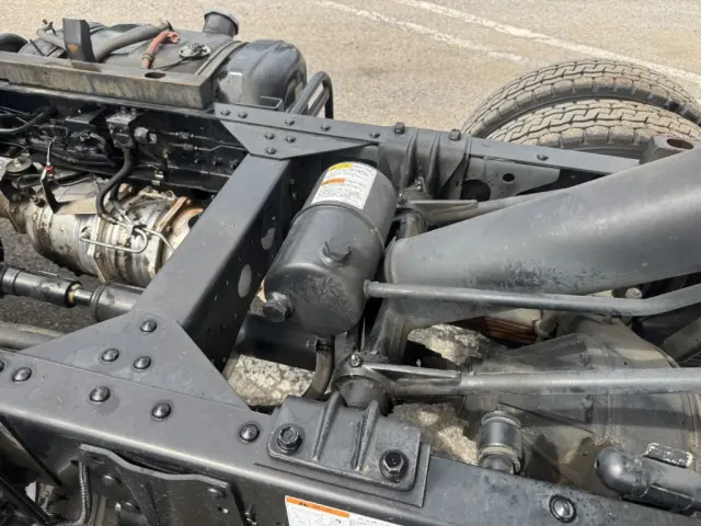 いすゞ エルフ TPG-NKR85AN(2WD)の写真21