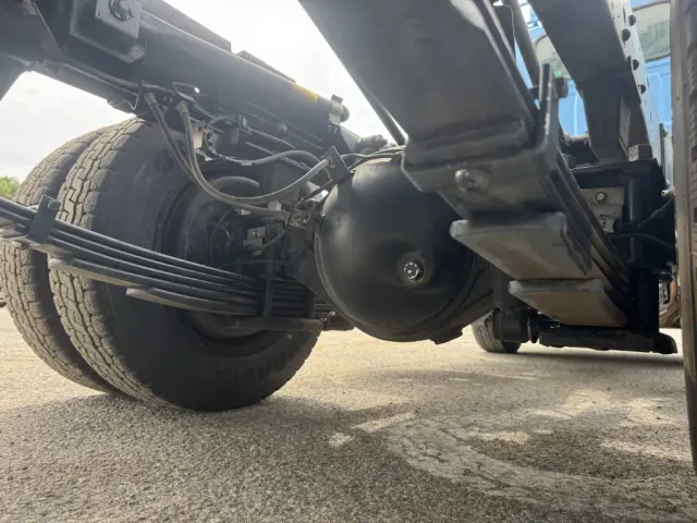 いすゞ エルフ TPG-NKR85AN(2WD)の写真30