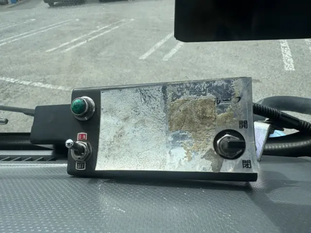 いすゞ エルフ TPG-NKR85AN(2WD)の写真38