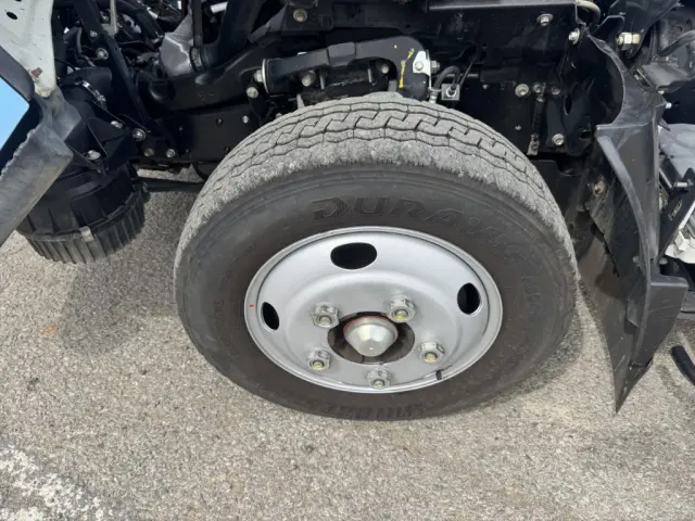 いすゞ エルフ TPG-NKR85AN(2WD)の写真45