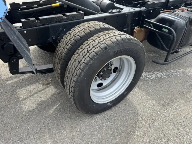 いすゞ エルフ TPG-NKR85AN(2WD)の写真47