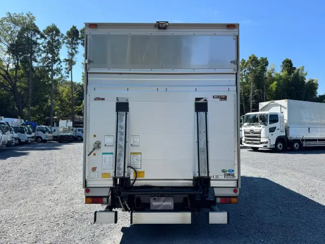 まずは気軽にお問合せ・お見積りお待ちしております。じっくり現車確認して頂けるよう、ご準備を致します!|三菱 キャンター 2PG-FEB50(2WD)の写真10