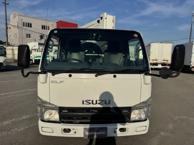 いすゞ エルフ TKG-NKR85AN(2WD)の写真6