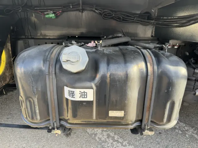 いすゞ エルフ TKG-NKR85AN(2WD)の写真30