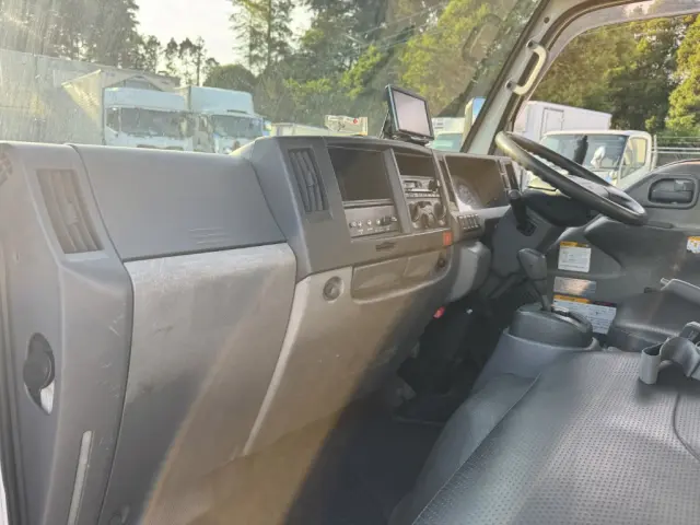 いすゞ エルフ TKG-NKR85AN(2WD)の写真39