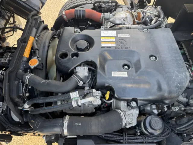 いすゞ エルフ TKG-NKR85AN(2WD)の写真43
