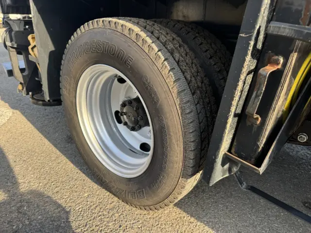 いすゞ エルフ TKG-NKR85AN(2WD)の写真49
