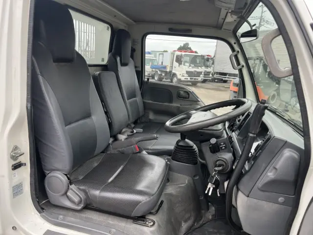 いすゞ エルフ TKG-NJR85AD(2WD)の写真27