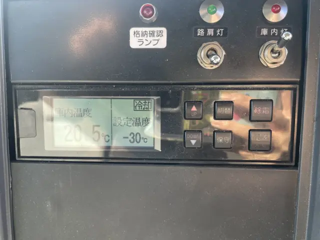 いすゞ エルフ TPG-NPR85AN(2WD)の写真37