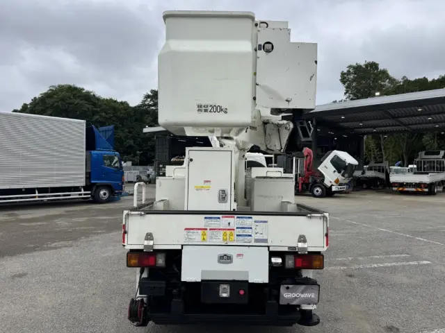 日野 デュトロ TKG-XZU675M(4WD)の写真9