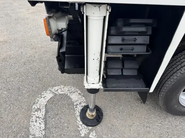 日野 デュトロ TKG-XZU675M(4WD)の写真17