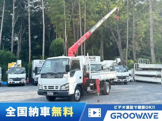 いすゞ エルフ PB-NKR81AR(2WD)の写真1