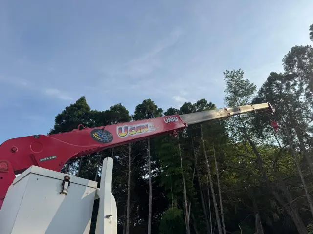 いすゞ エルフ PB-NKR81AR(2WD)の写真17