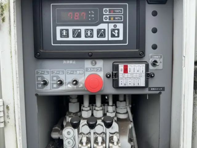 いすゞ エルフ TPG-NKR85AN(2WD)の写真11