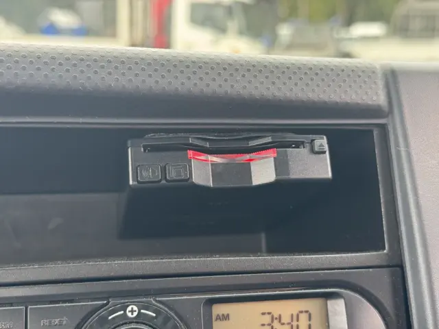 いすゞ エルフ TPG-NKR85AN(2WD)の写真34