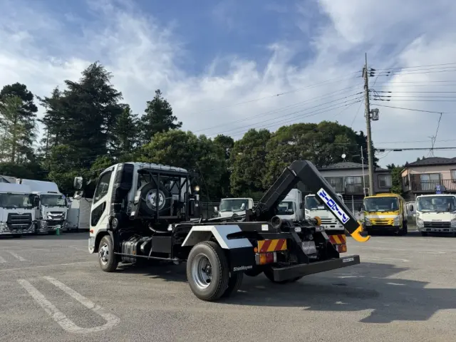 三菱 ファイター 2KG-FK72Fの写真13