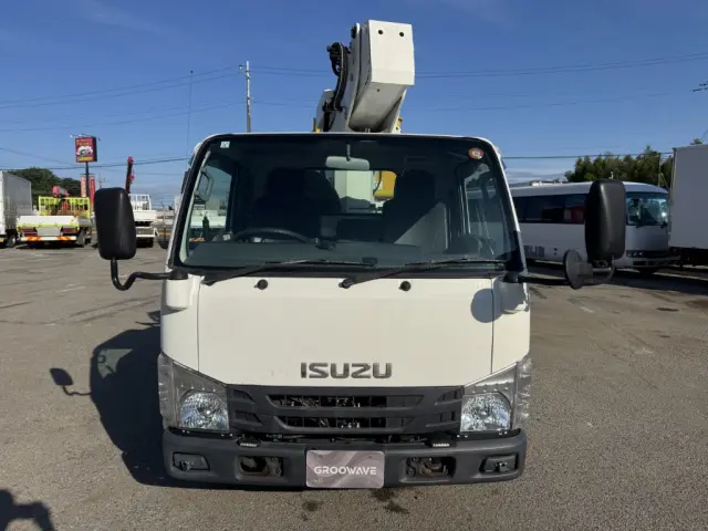 いすゞ エルフ TPG-NKR85AN(2WD)の写真6