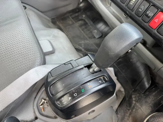 日野 デュトロ TPG-XZU600X(2WD)の写真31