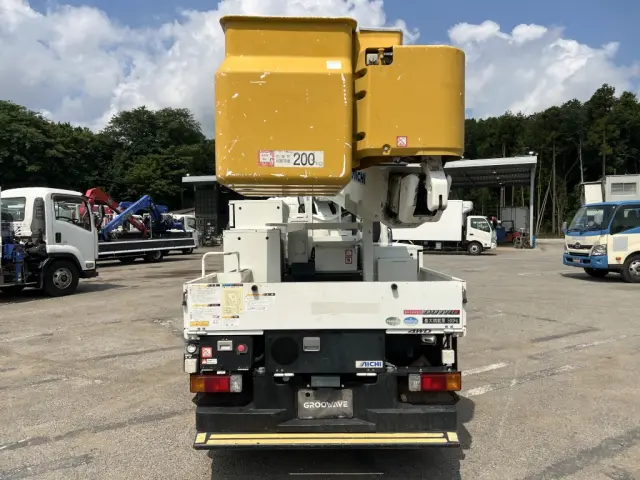 まずは気軽にお問合せ・お見積りお待ちしております。じっくり現車確認して頂けるよう、ご準備を致します!|日野 デュトロ TKG-XZU675M(4WD)の写真11