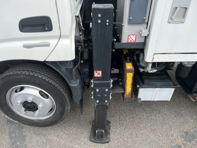 日野 デュトロ TKG-XZU675M(4WD)の写真23