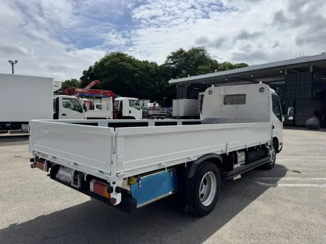 日野 デュトロ 2RG-XZU655M(2WD)の写真4