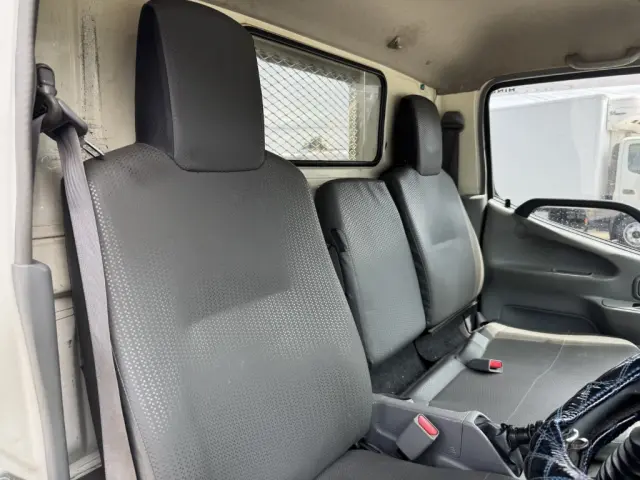 日野 デュトロ 2RG-XZU655M(2WD)の写真22