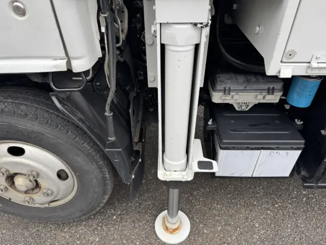 いすゞ エルフ TPG-NKR85AN(2WD)の写真21