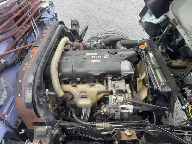 いすゞ エルフ KK-NPR72GR(2WD)の写真38