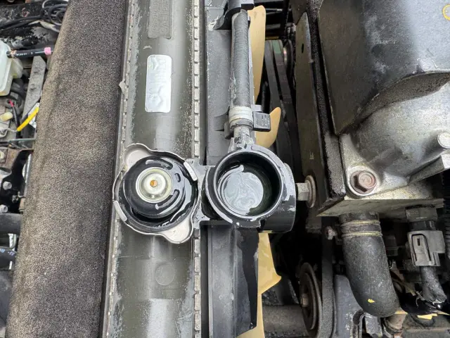 いすゞ エルフ KK-NPR72GR(2WD)の写真41
