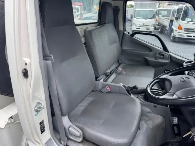 日野 デュトロ TPG-XZU600X(2WD)の写真33