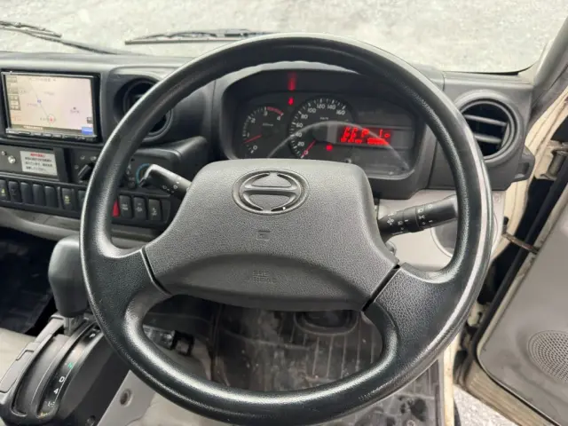 日野 デュトロ TPG-XZU600X(2WD)の写真35