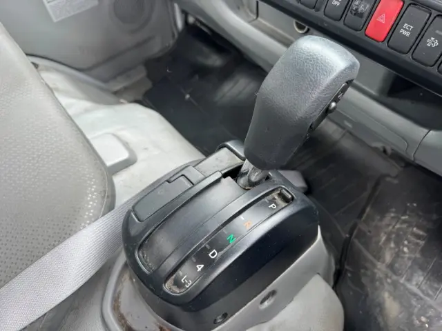 日野 デュトロ TPG-XZU600X(2WD)の写真33