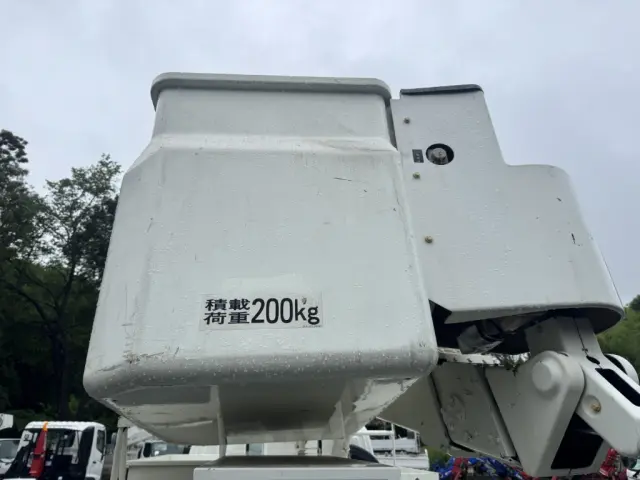自社で仕入れた在庫を直接お客様に仕入れる体制により、他社様より安くトラックを提供しています。|日野 デュトロ TPG-XZU600X(2WD)の写真17
