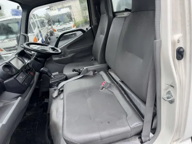 日野 デュトロ TPG-XZU600X(2WD)の写真40