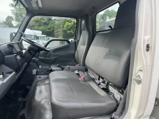 日野 デュトロ TPG-XZU600X(2WD)の写真37