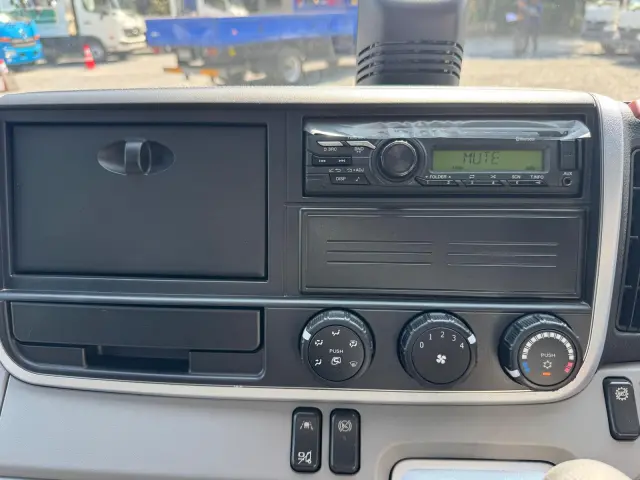 三菱 キャンター 2RG-FEA20(2WD)の写真27