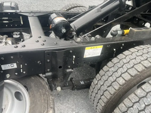 いすゞ エルフ TPG-NJR85AN(2WD)の写真24