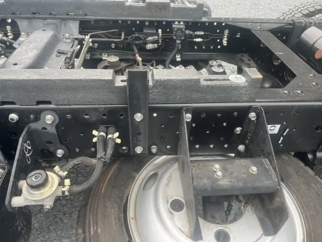 いすゞ エルフ TPG-NJR85AN(2WD)の写真26