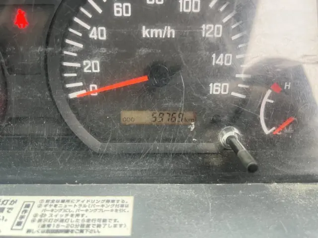 いすゞ エルフ TPG-NJR85AN(2WD)の写真31