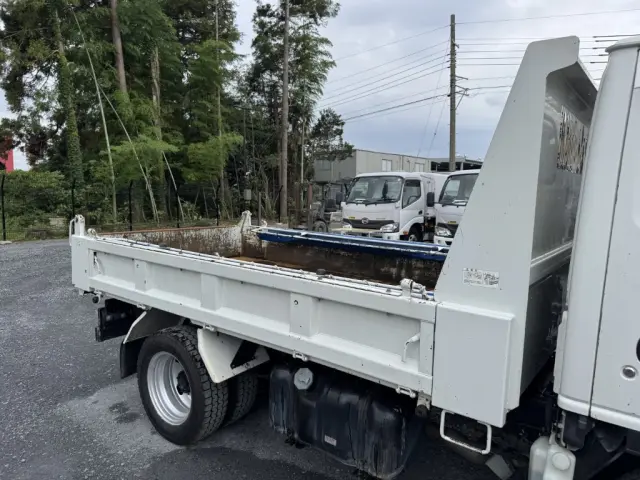 いすゞ エルフ TPG-NJR85AN(2WD)の写真7